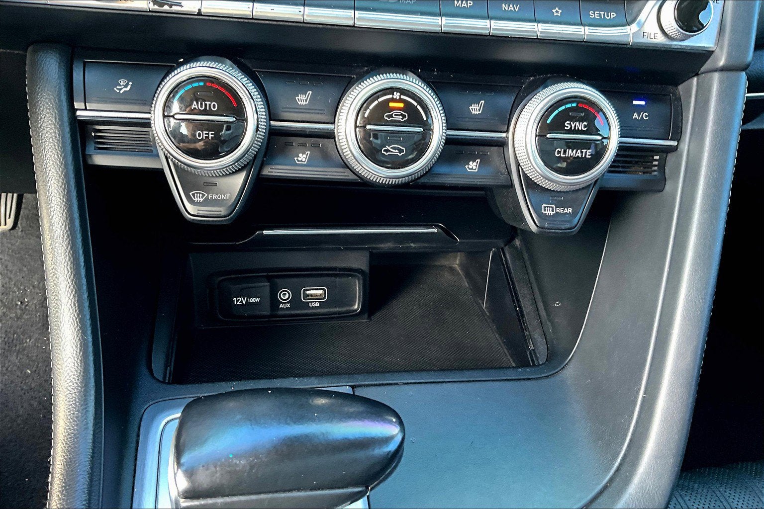 2019 Genesis G70 2.0T Advanced