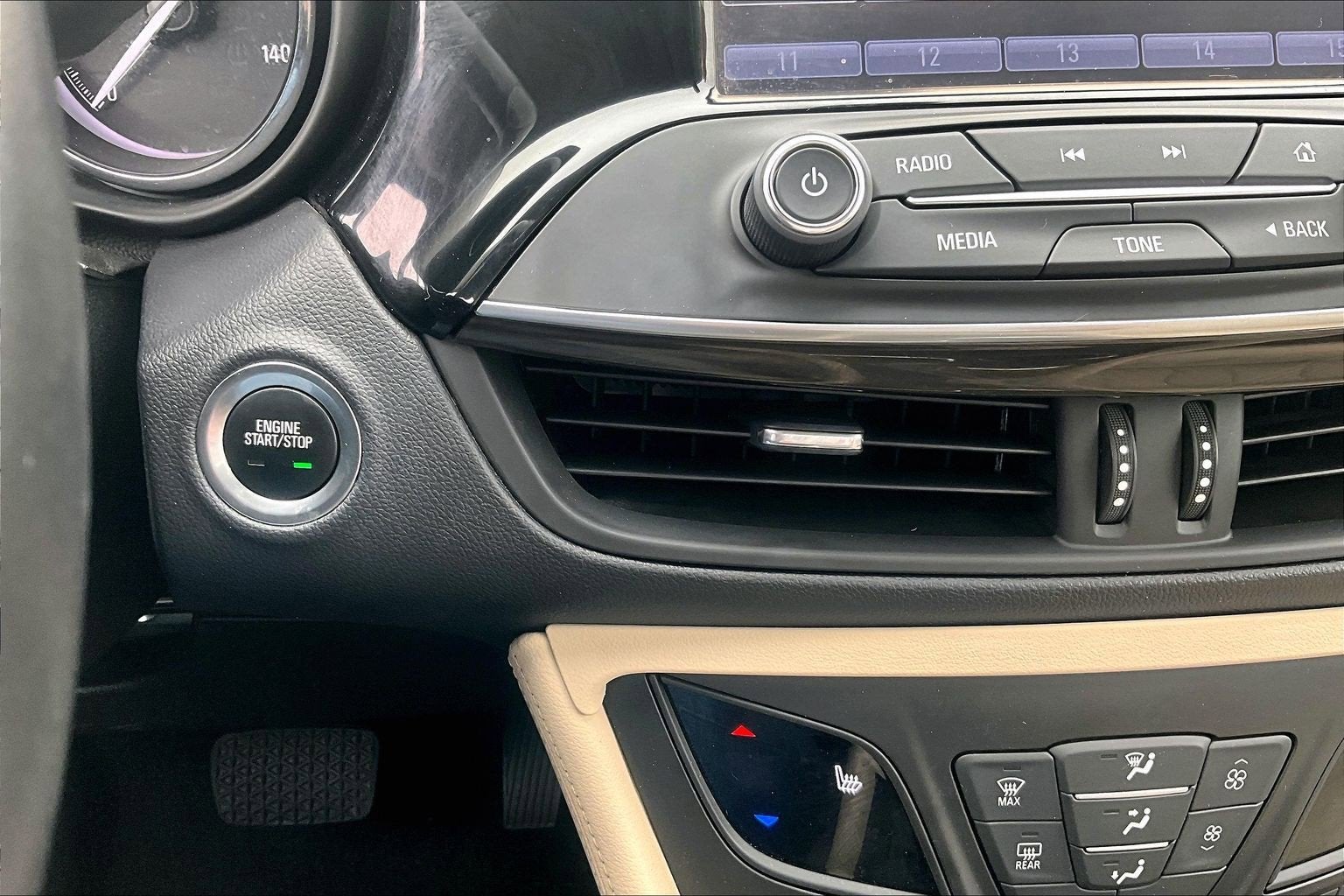 2020 Buick Envision Essence