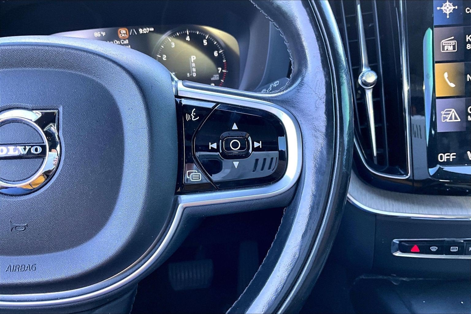 2019 Volvo XC60 Inscription