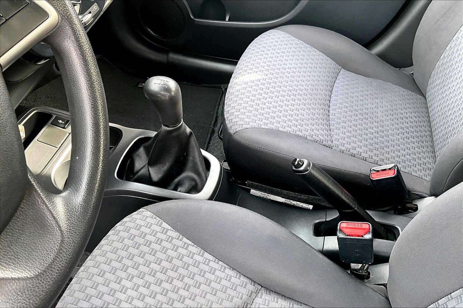 2019 Mitsubishi Mirage ES