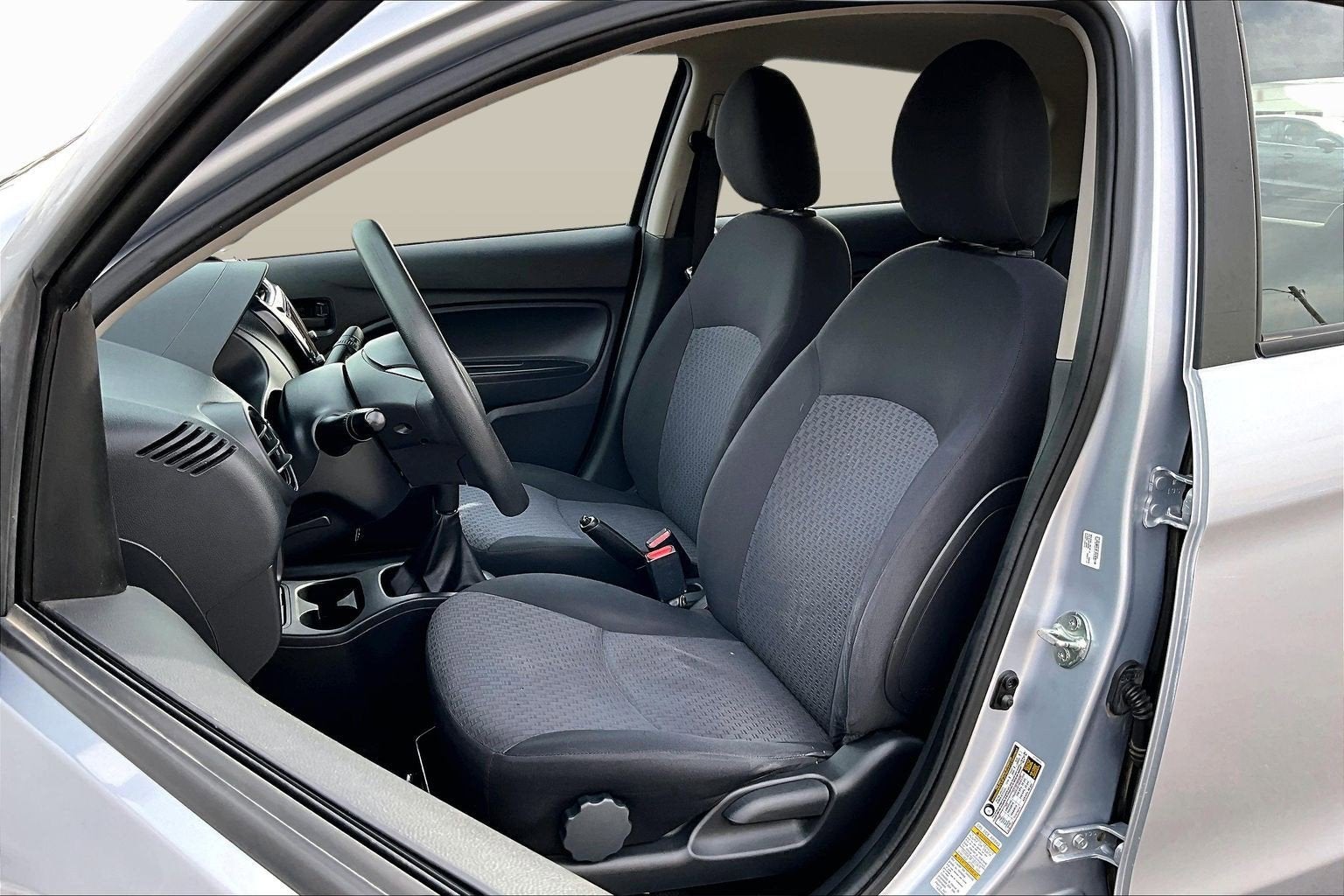 2019 Mitsubishi Mirage ES