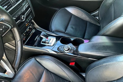 2017 INFINITI QX30 Premium