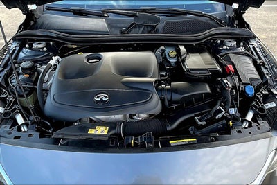 2017 INFINITI QX30 Premium