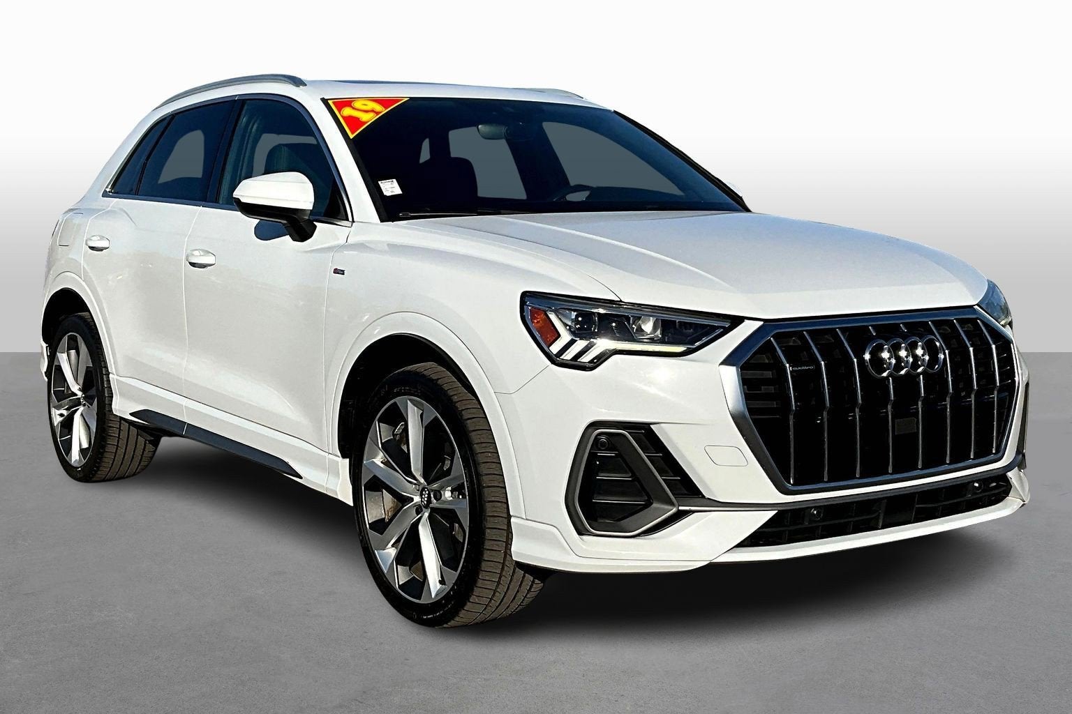 2019 Audi Q3 S line Premium Plus
