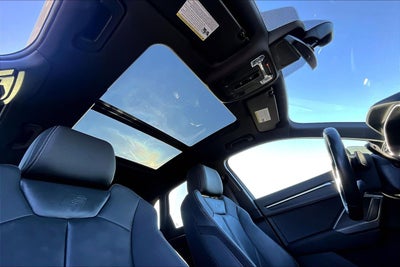 2019 Audi Q3 S line Premium Plus