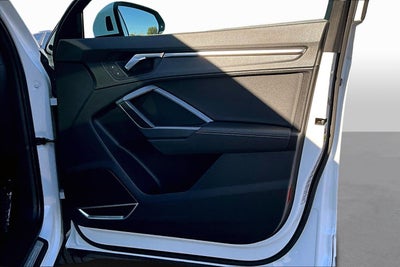 2019 Audi Q3 S line Premium Plus