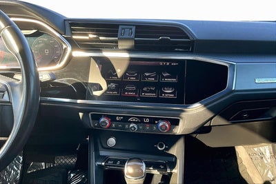 2019 Audi Q3 S line Premium Plus