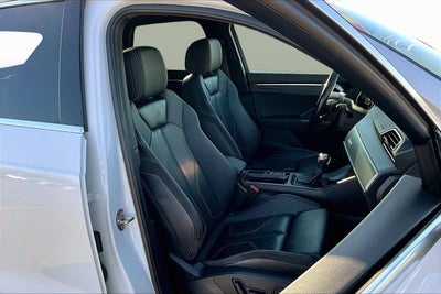 2019 Audi Q3 S line Premium Plus