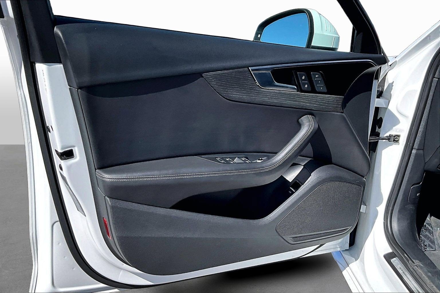 2022 Audi A4 Sedan S line Premium Plus