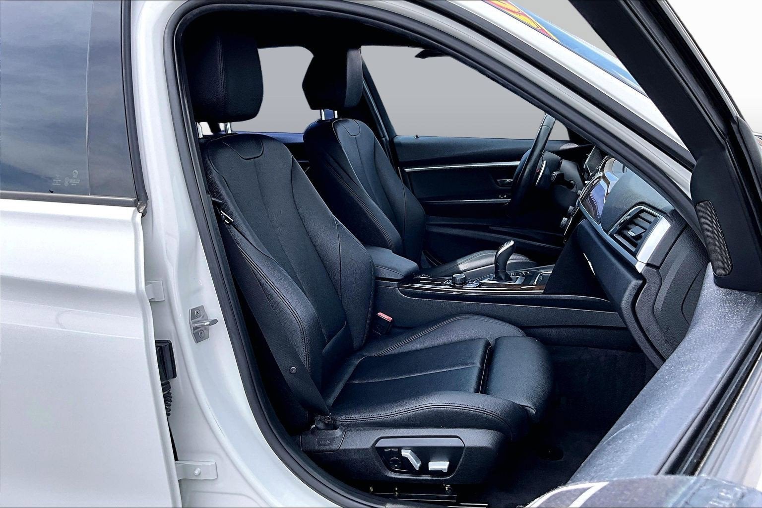 2016 BMW 3 Series 328i xDrive