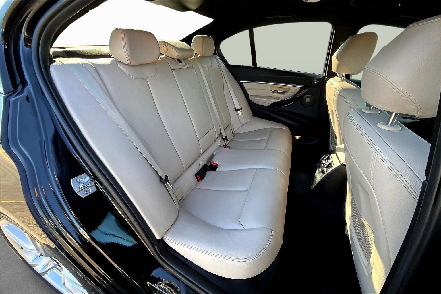 2016 BMW 3 Series 328i