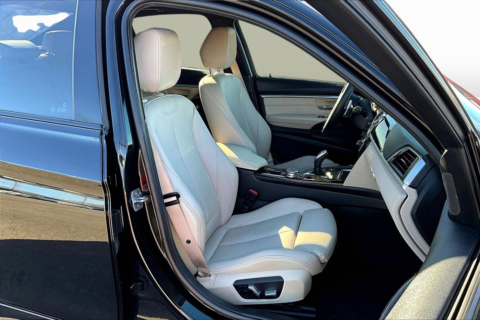 2016 BMW 3 Series 328i