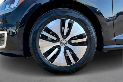 2013 Volkswagen Golf GTI Base